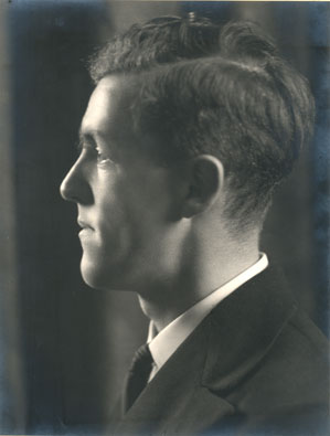 Frederic William Holton (1912-1944)